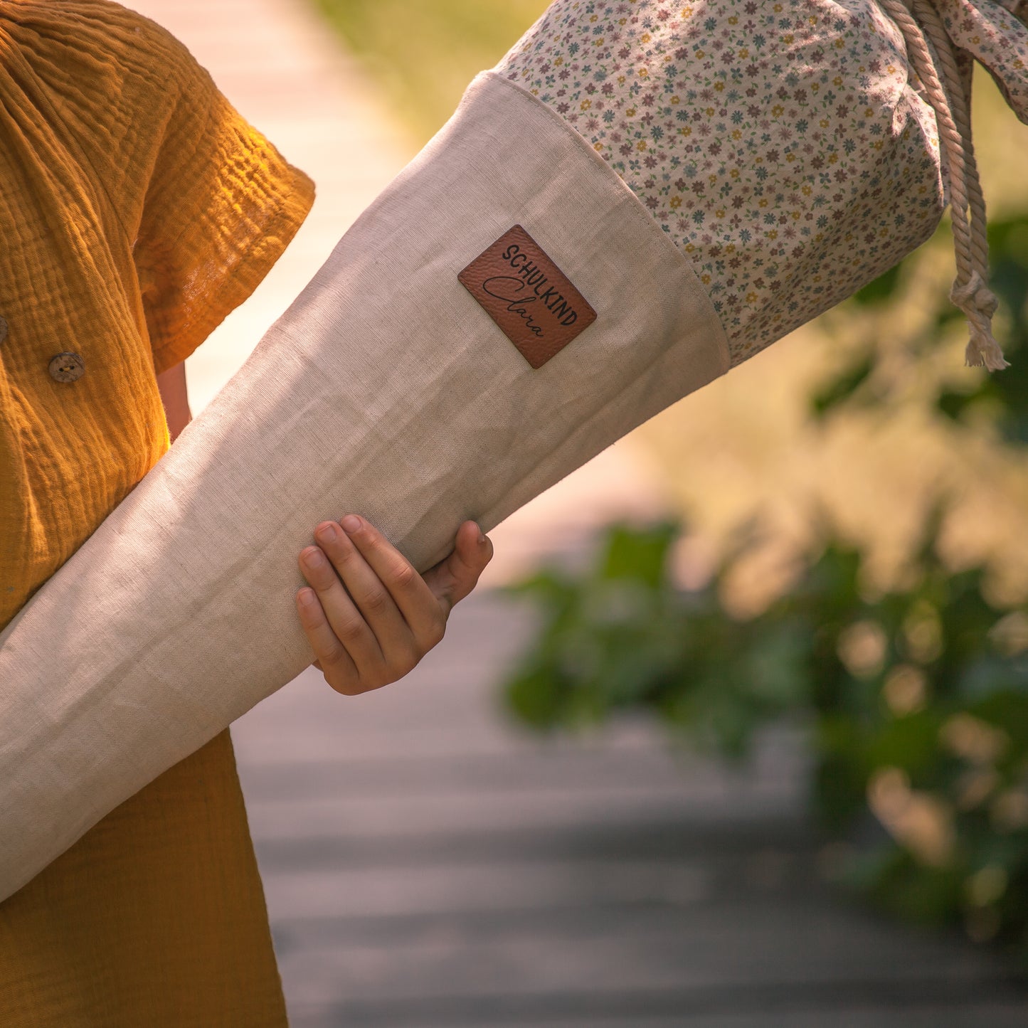 Schultüte Blümchen mit Wunsch-Label