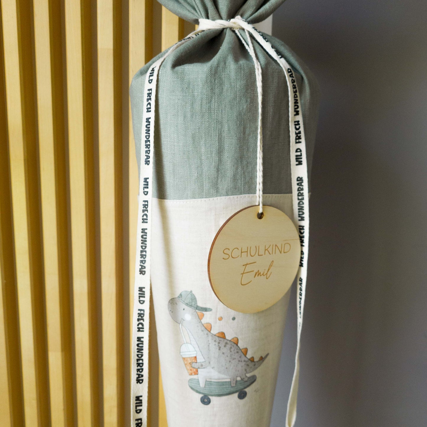 Schultüte Skater-Dino (personalisiert)