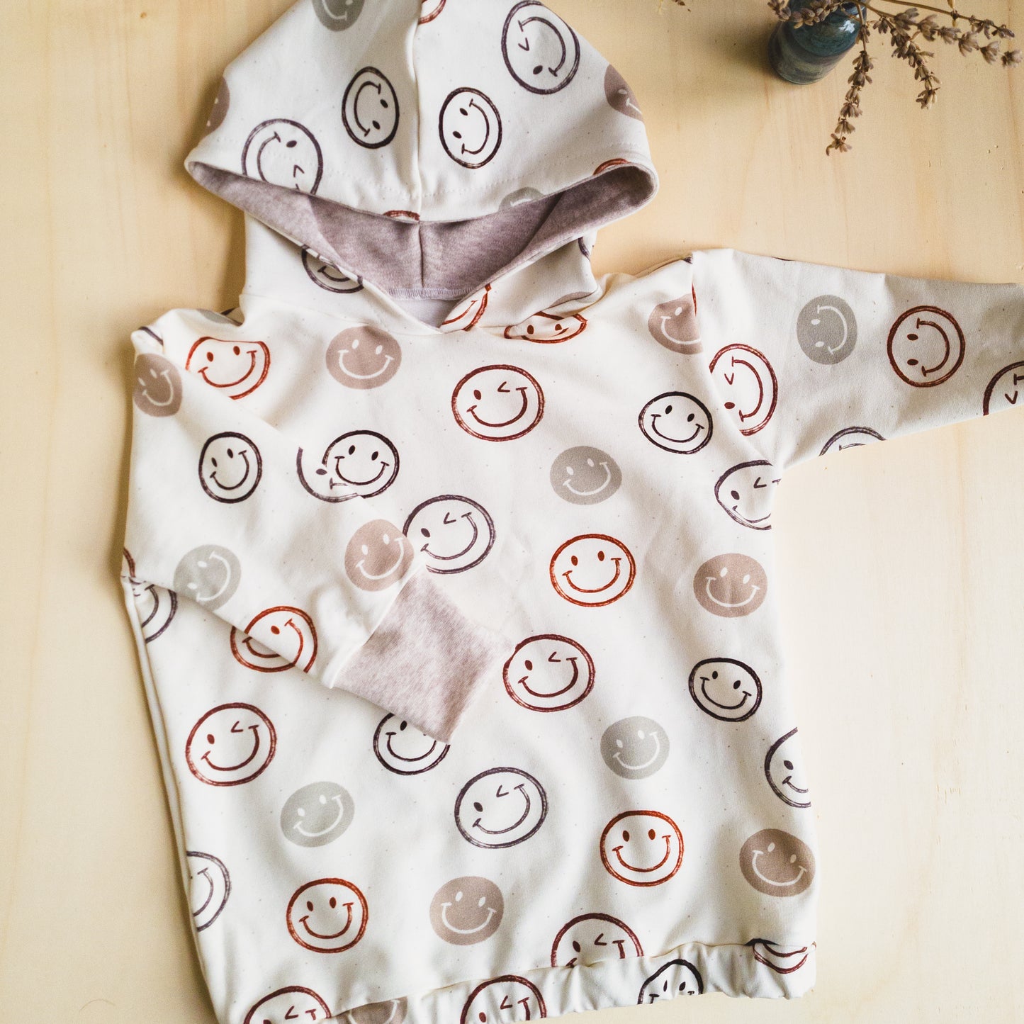 Hoodie Smiley lang oder als Crop-Top