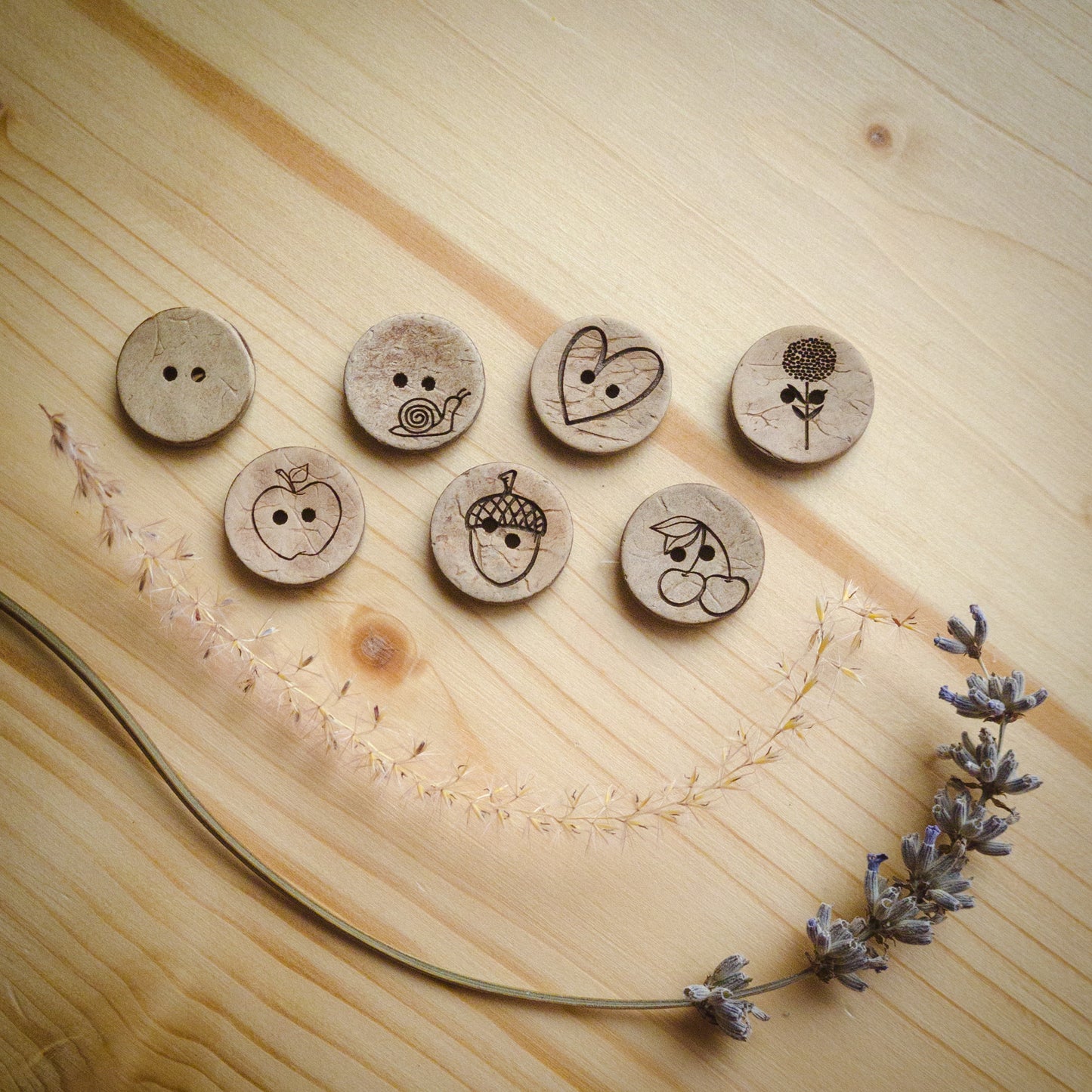 Kleid / Tunika in vielen Farben mit Zierknöpfen